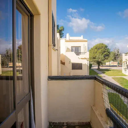 Apartment A27 - Secluded 2 Minutes From The Center *