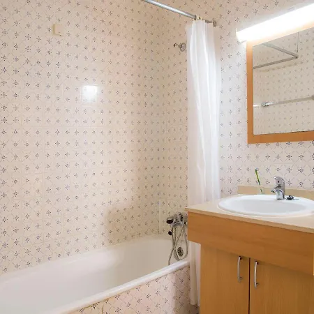 דירה A27 - Secluded 2 Minutes From The Center *